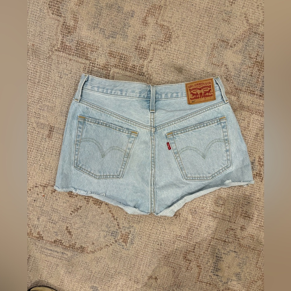 501 Levi’s Jean Shorts (great condition!)